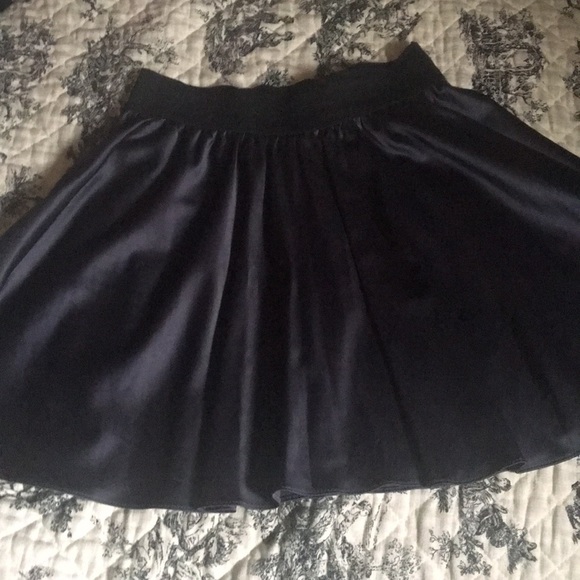 5/$20 NYInvasion Black/Grey Leather Skater Skirt - Picture 2 of 8